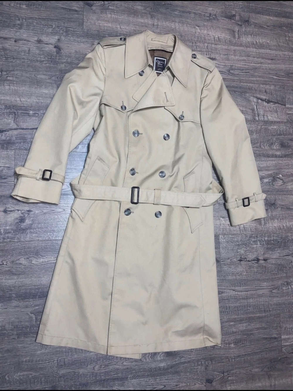 Vintage Christian Dior Monsieur double-breasted trench coat in tan / beige 🧥✨